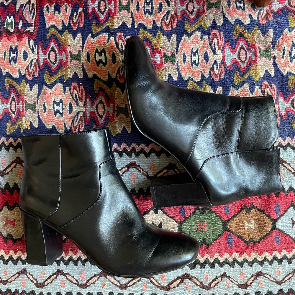 Nine West Black Leather Ankle Boots